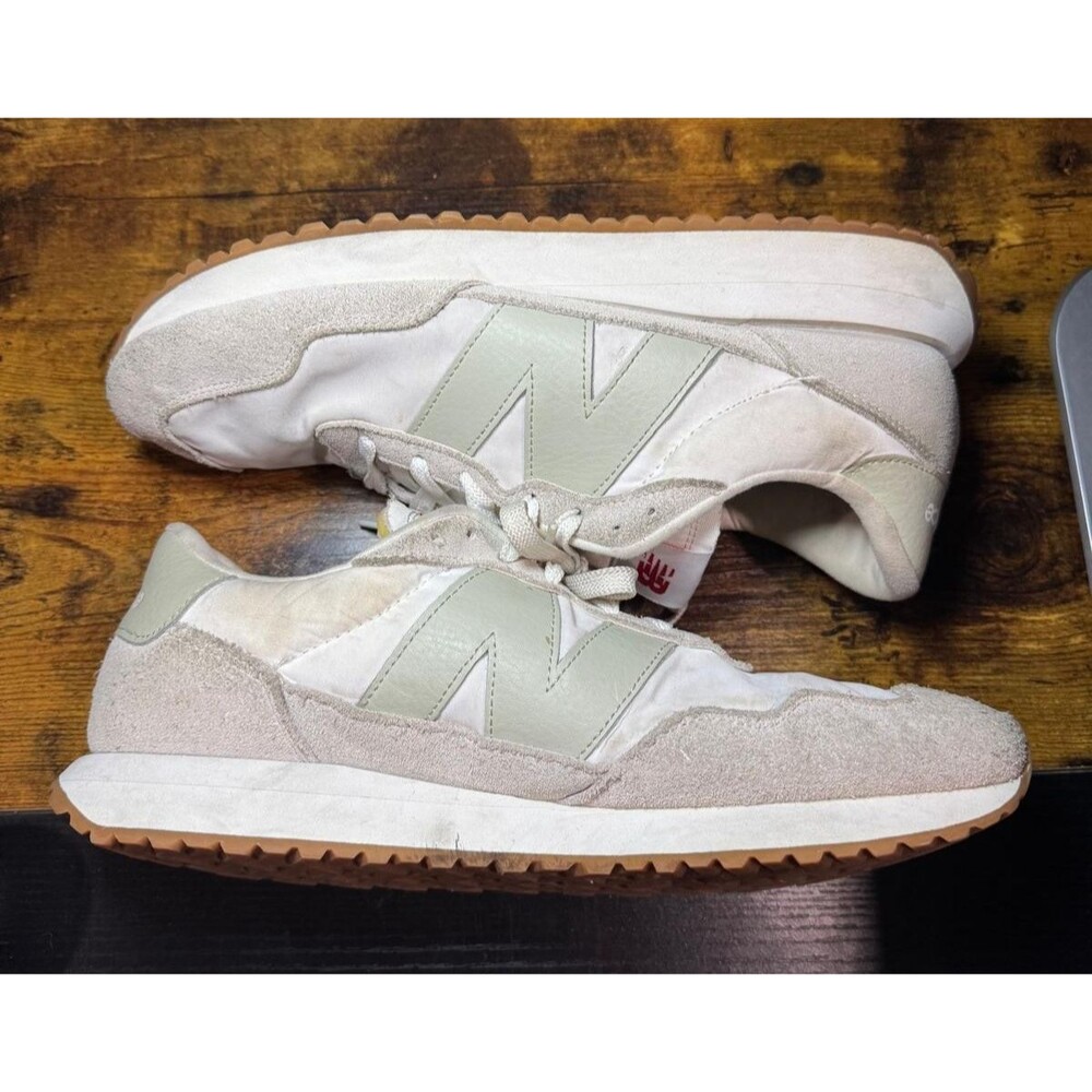New Balance 237 White Gray Lace Up Low Top Athletic Sneakers